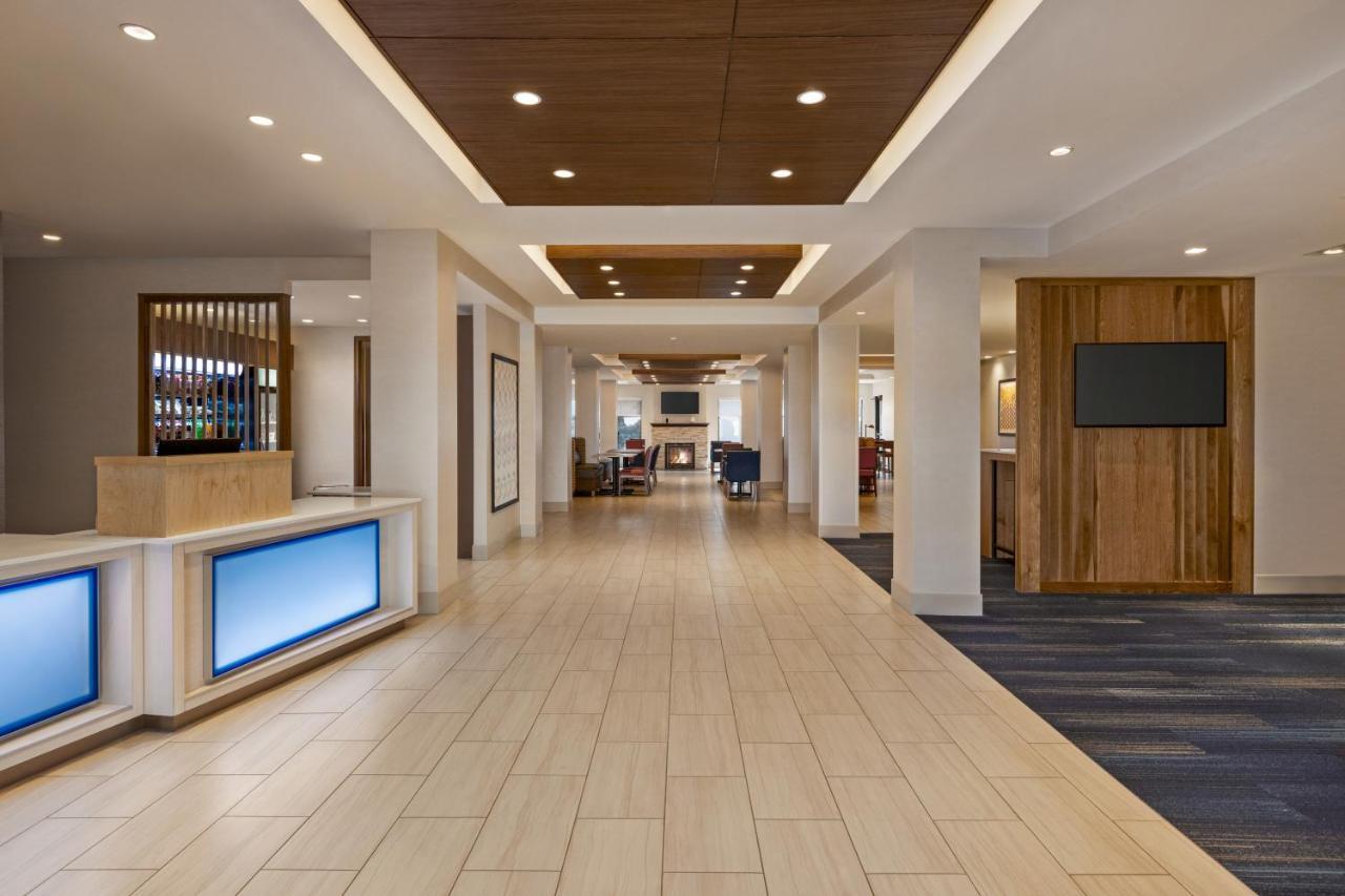 Holiday Inn Express & Suites Denver Airport By Ihg Exterior foto