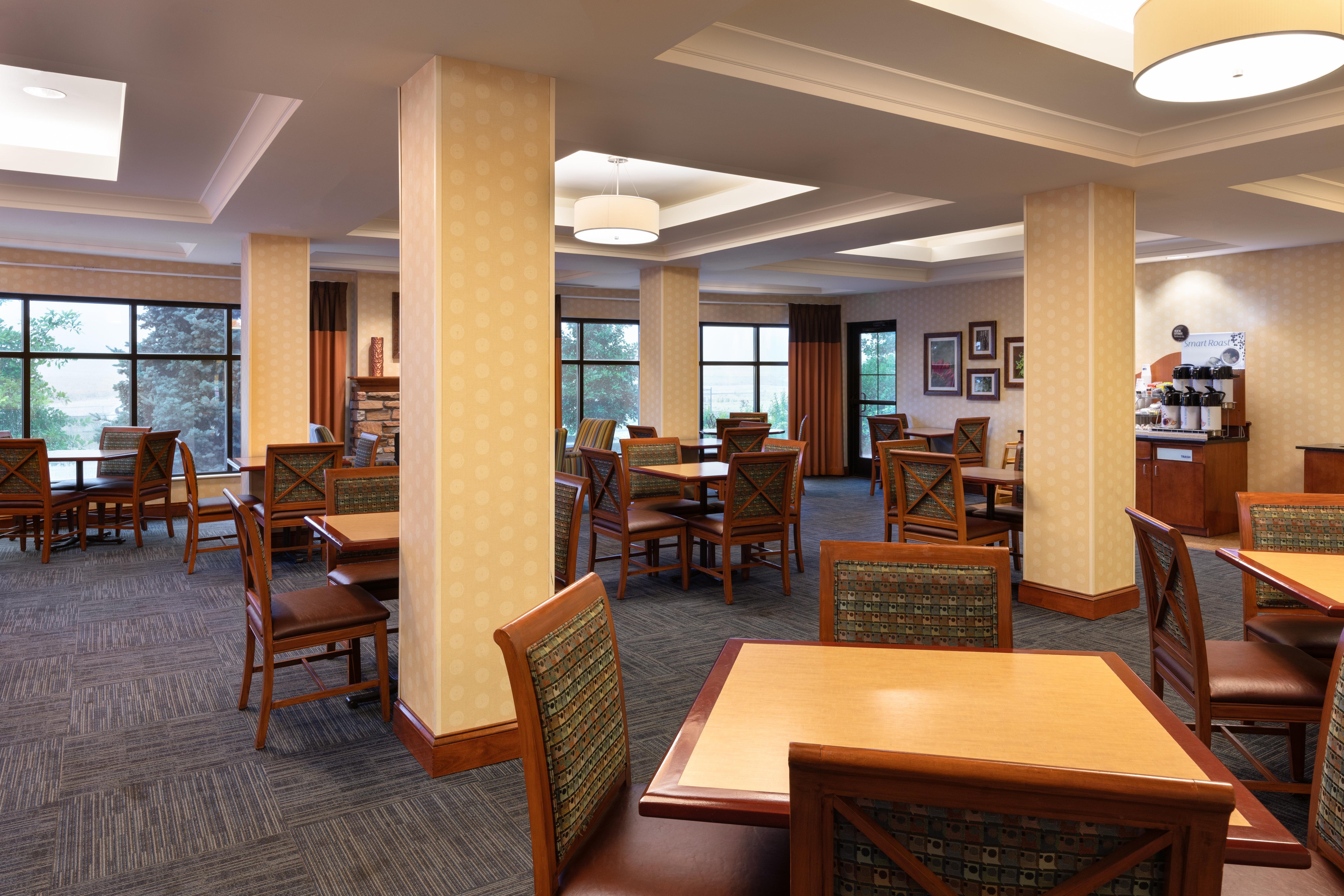 Holiday Inn Express & Suites Denver Airport By Ihg Exterior foto